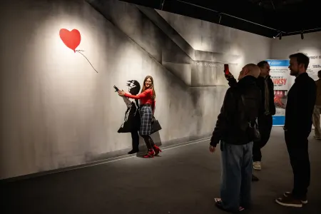 instafeed Banksy